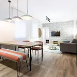 Sunn Amador De Rios, By Homing U Sevilla