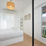 Apartment Sunn Amador De Rios, By Homing U