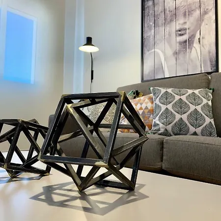 Sunn Amador De Rios, By Homing U *